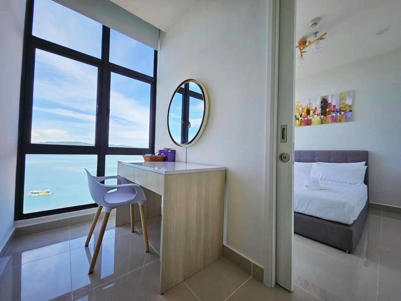 Sunset Seaview Studio Apartment At Kota Kinabalu City Centre Luaran gambar